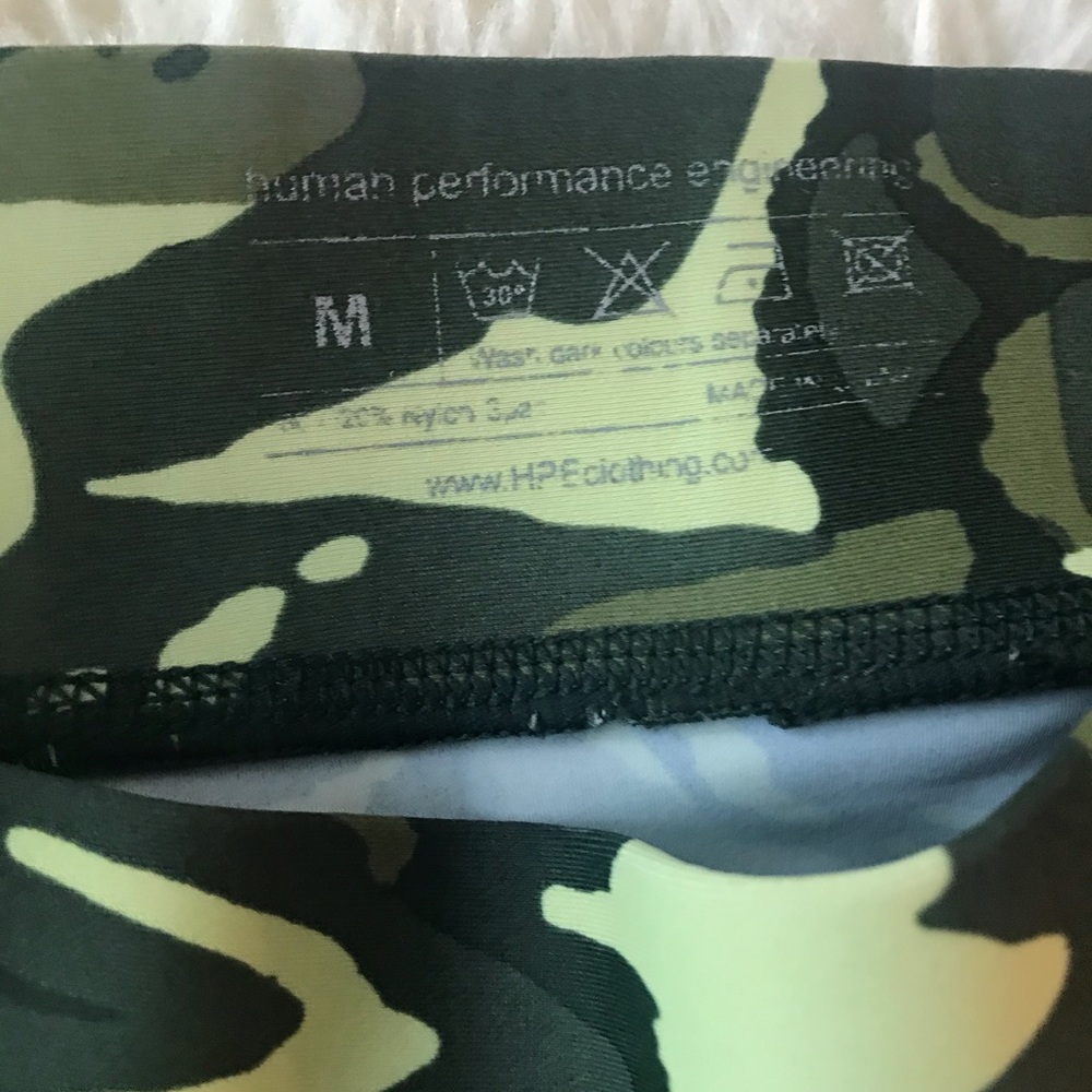 Human Performance Engineering Camo Crop Leggings - image 6